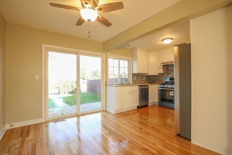 416 Devonshire Ct, Bolingbrook, IL 60440 photo 18