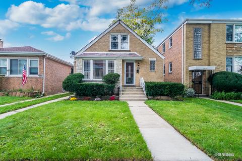 6040 N Artesian Ave, Chicago, IL 60659 photo 1
