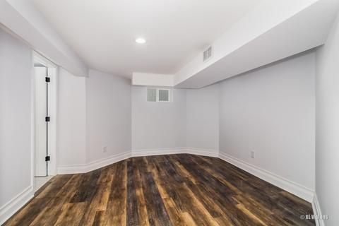 6040 N Artesian Ave, Chicago, IL 60659 photo 13