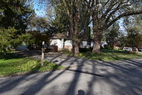 4300 W Shore Dr, Mchenry, IL 60050 photo 1