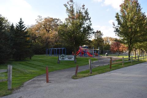 4300 W Shore Dr, Mchenry, IL 60050 photo 22