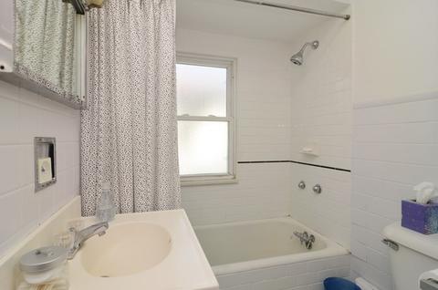 5130 W Dakin St, Chicago, IL 60641 photo 15