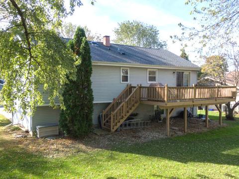 4910 Pyndale Dr, Mchenry, IL 60050 photo 4