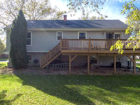 4910 Pyndale Dr, Mchenry, IL 60050 photo 3