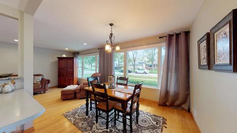 577 S Westgate Rd, Des Plaines, IL 60016 photo 5