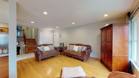 577 S Westgate Rd, Des Plaines, IL 60016 photo 4