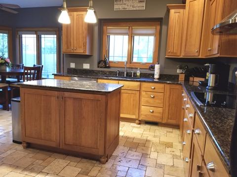 529 Spring St, Roselle, IL 60172 photo 2