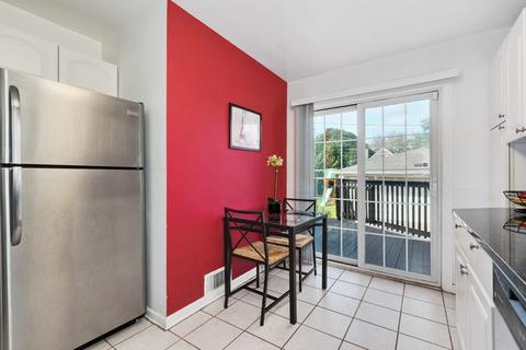1674 Ash St, Des Plaines, IL 60018 photo 10