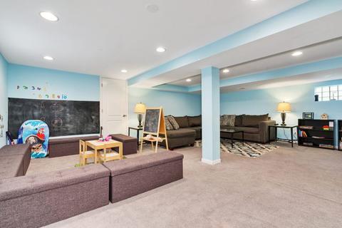 1674 Ash St, Des Plaines, IL 60018 photo 18