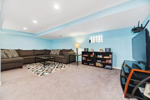 1674 Ash St, Des Plaines, IL 60018 photo 19