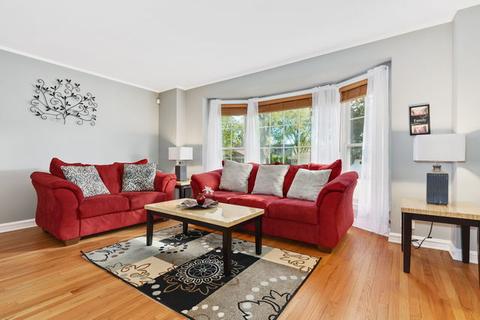 1674 Ash St, Des Plaines, IL 60018 photo 5