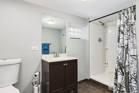 1674 Ash St, Des Plaines, IL 60018 photo 17