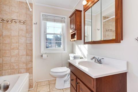 1674 Ash St, Des Plaines, IL 60018 photo 13