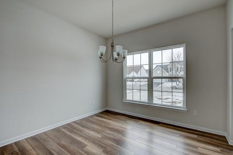 339 E Becker Pl, Sycamore, IL 60178 photo 16