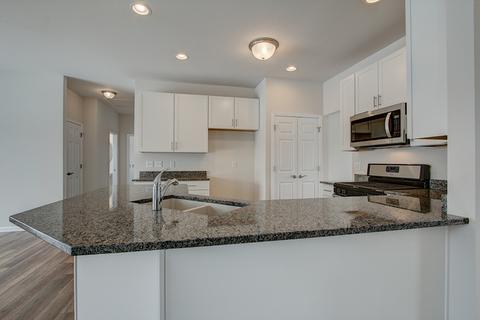 339 E Becker Pl, Sycamore, IL 60178 photo 10