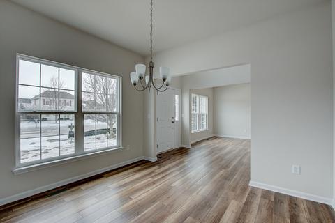 339 E Becker Pl, Sycamore, IL 60178 photo 15