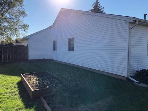 1370 Burns Dr, Elgin, IL 60120 photo 18