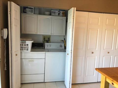 1370 Burns Dr, Elgin, IL 60120 photo 14