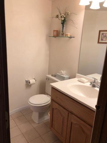 1370 Burns Dr, Elgin, IL 60120 photo 10