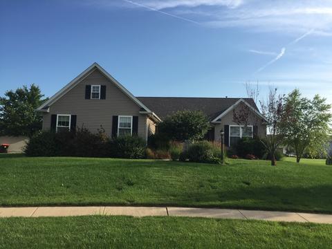 2008 Jonathan Dr, Monticello, IL 61856 photo 1