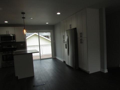 650 Debra Dr, Des Plaines, IL 60016 photo 3