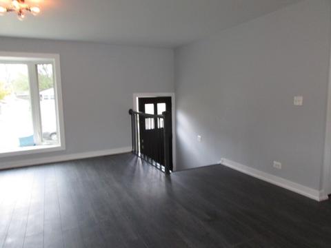 650 Debra Dr, Des Plaines, IL 60016 photo 8
