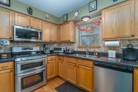 2125 Willow Lakes Dr, Plainfield, IL 60586 photo 7