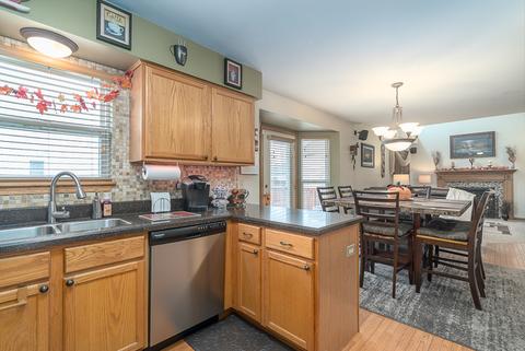 2125 Willow Lakes Dr, Plainfield, IL 60586 photo 8