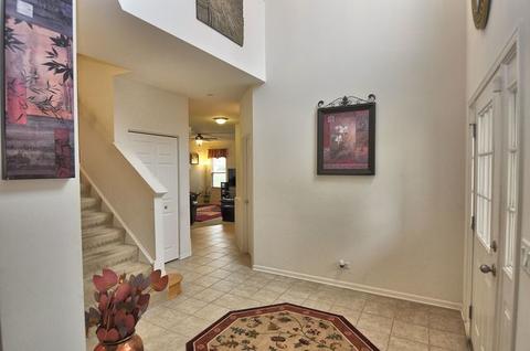 2029 Cabrillo Ln, Hoffman Estates, IL 60192 photo 14