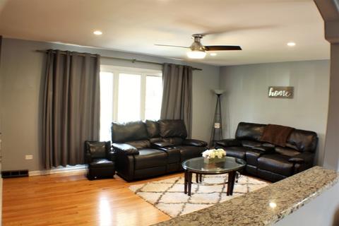 15309 Maple Dr, Oak Forest, IL 60452 photo 6