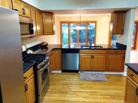 1918 Golf View Dr, Bartlett, IL 60103 photo 12