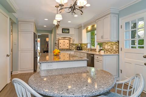 1124 Woodview Rd, Burr Ridge, IL 60527 photo 7