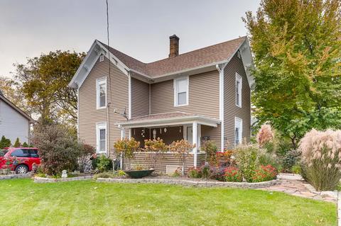 356 Center St, Elgin, IL 60120 photo 1