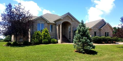 3286 Edgewater Dr, Kankakee, IL 60901 photo 1