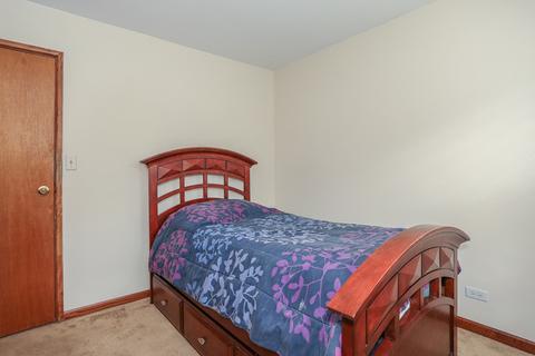 4070 N Firestone Dr, Hoffman Estates, IL 60192 photo 10