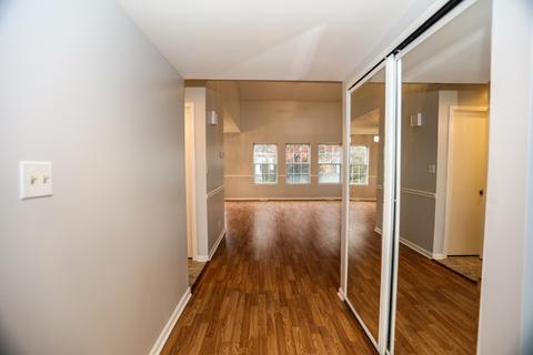 512 Orchards Pass, Bartlett, IL 60103 photo 2