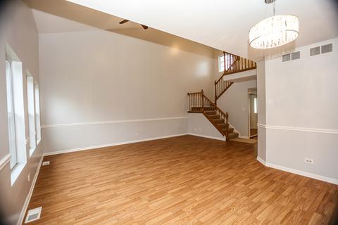 512 Orchards Pass, Bartlett, IL 60103 photo 3