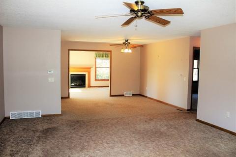 1705 Ridgewood Dr, Morrison, IL 61270 photo 6