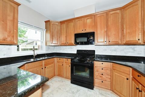 4642 Custer Ave, Brookfield, IL 60513 photo 3