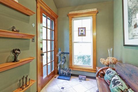 419 Illinois Ave, Elgin, IL 60120 photo 2