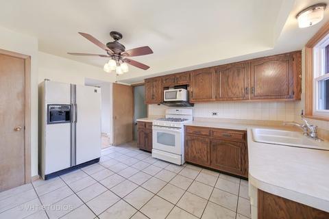 7934 Mcvicker Ave, Burbank, IL 60459 photo 4