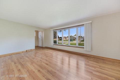 7934 Mcvicker Ave, Burbank, IL 60459 photo 2