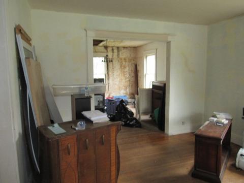 11 S Edison Ave, Elgin, IL 60123 photo 8
