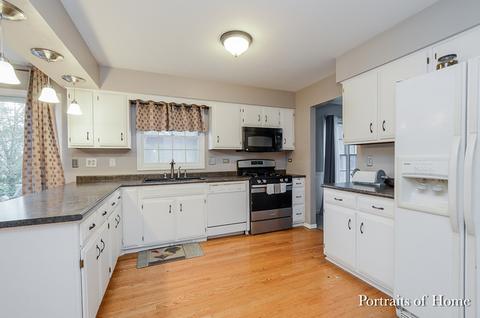2065 Royal Blvd, Elgin, IL 60123 photo 6