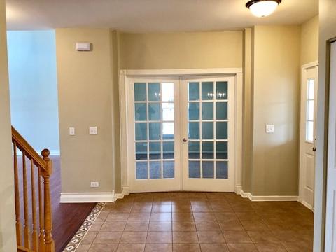 203 Dawn Ct, Elgin, IL 60124 photo 14