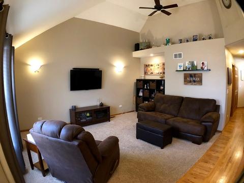 156 E Third St, Manteno, IL 60950 photo 4