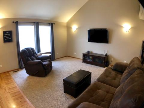 156 E Third St, Manteno, IL 60950 photo 3