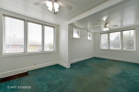 271 E North Ave, Elmhurst, IL 60126 photo 3