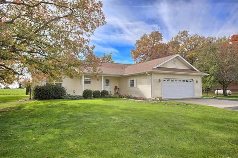 7870 Buttercup Rd, Weldon, IL 61882 photo 3