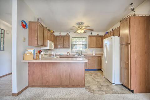 7870 Buttercup Rd, Weldon, IL 61882 photo 19